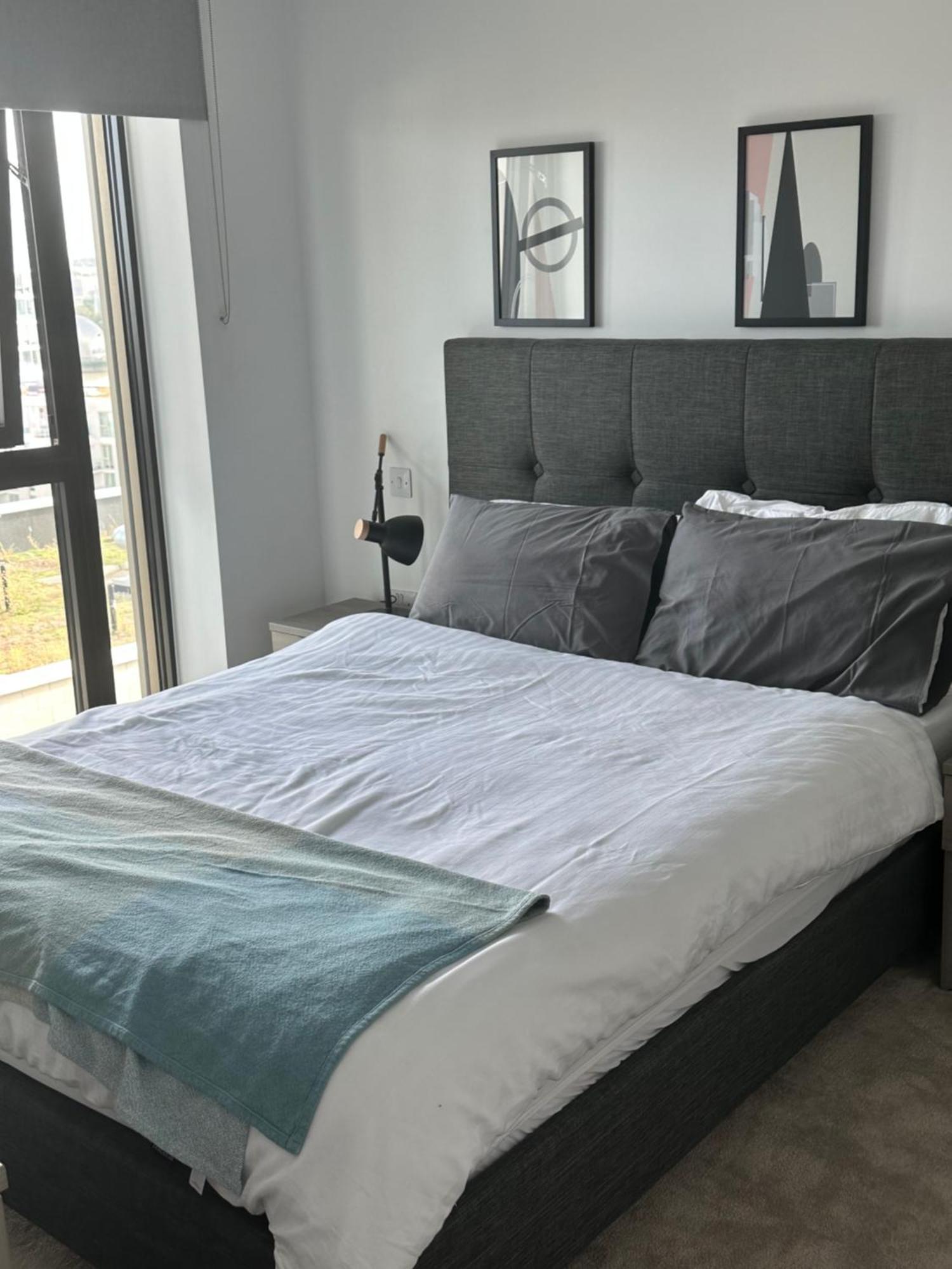 Spacious Modern 1 Bed Apartment. London Kültér fotó